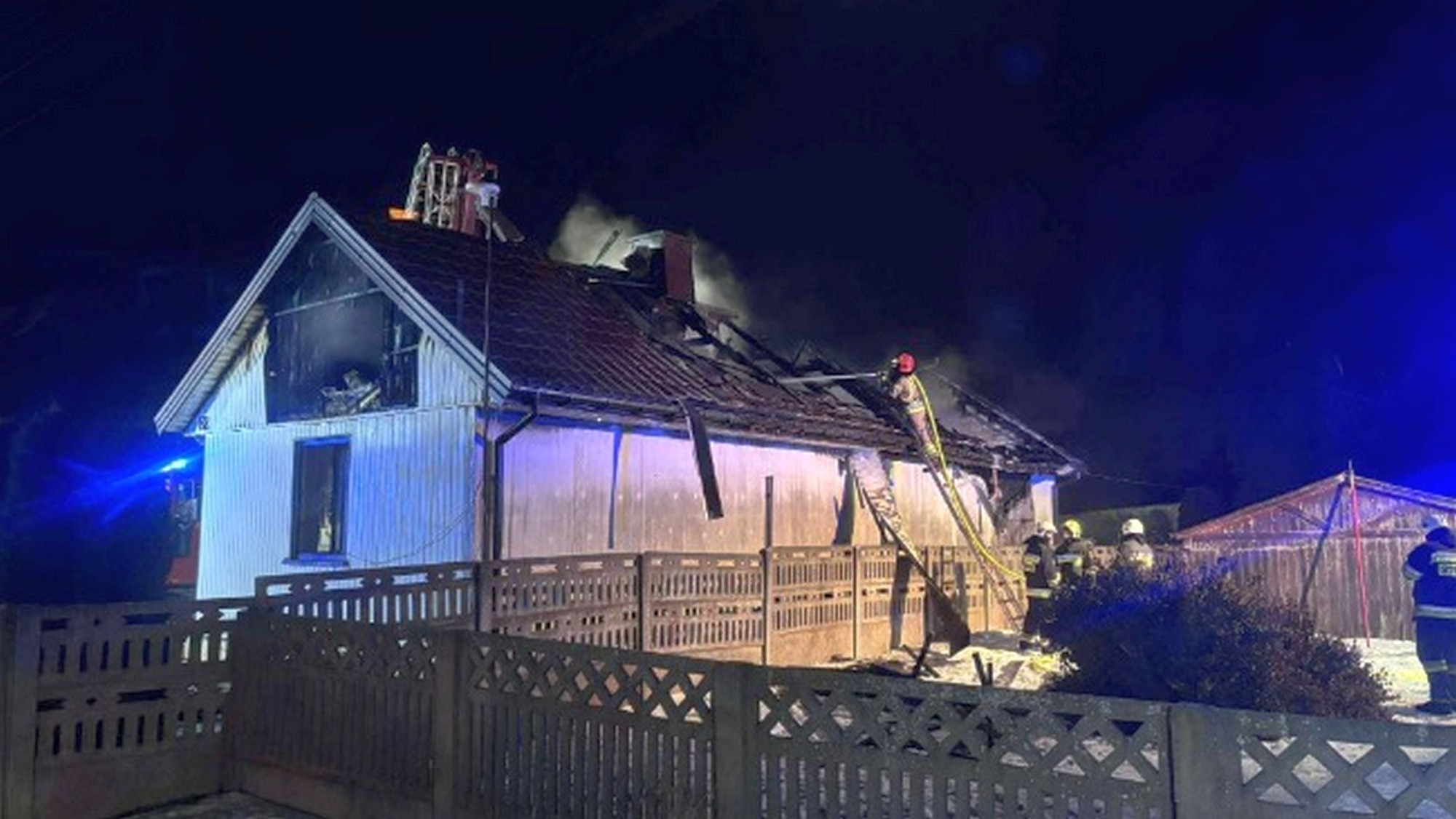 Pożar domu w Topolicach