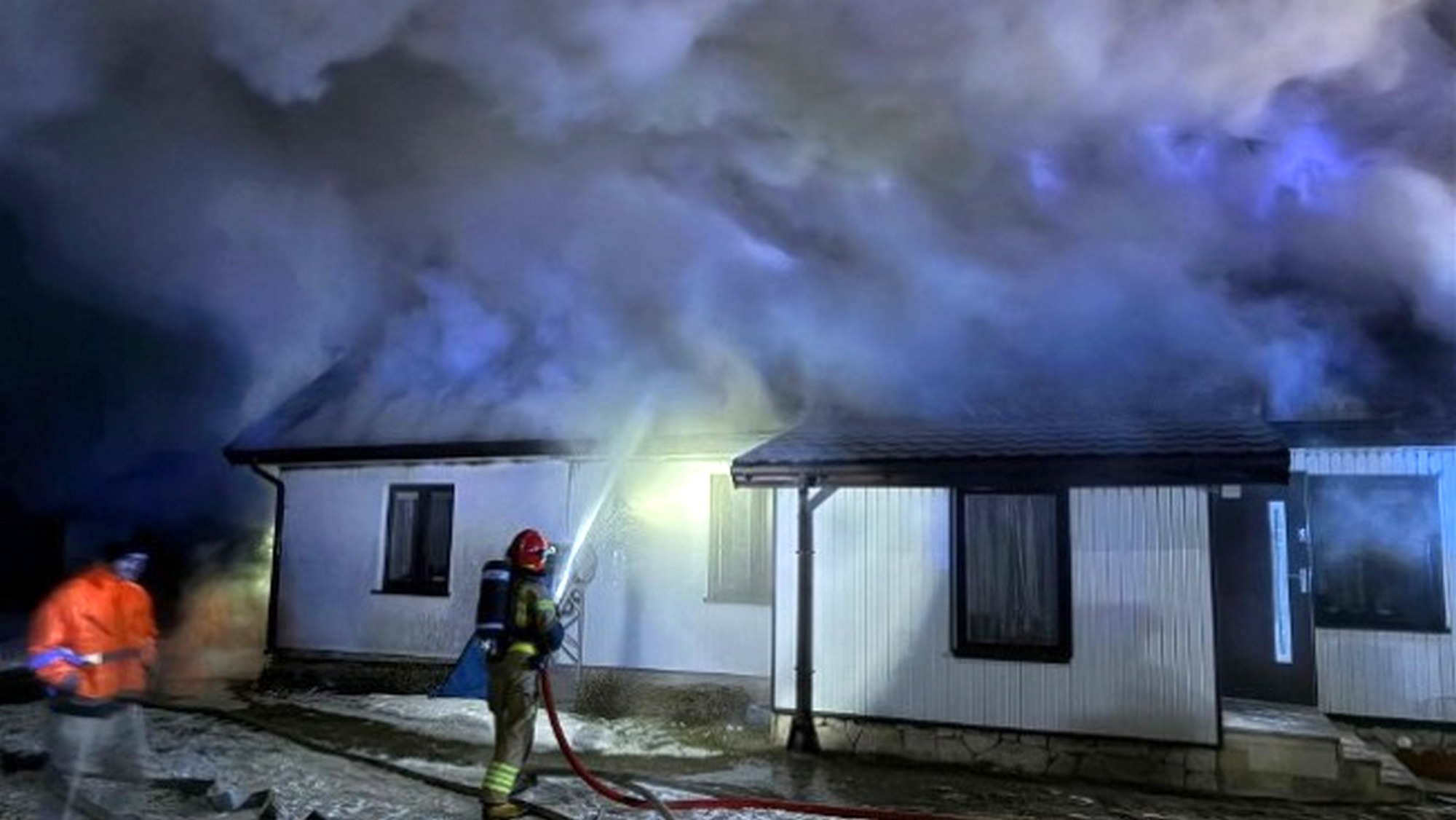 Pożar domu w Topolicach